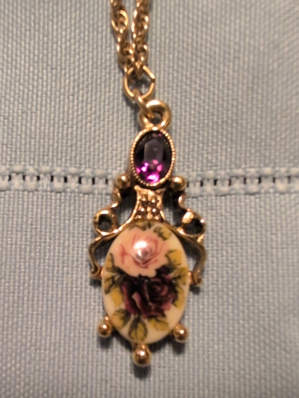 Vintage-Style Gold Tone Necklace with Pink and Purple Floral Pendant